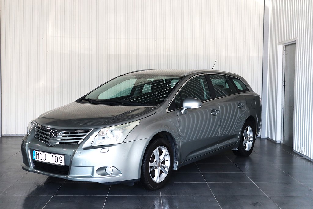 Toyota Avensis Kombi 1.8 Valvematic Business Besiktad 147hk