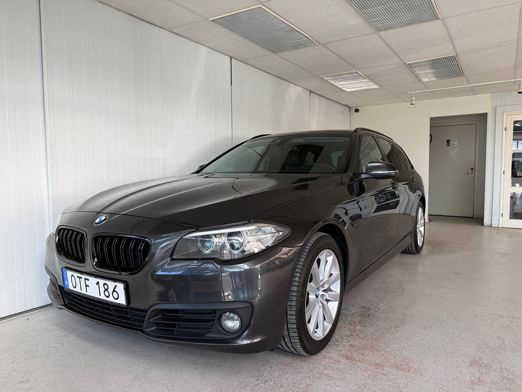 BMW 520d Touring Steptronic Euro 6 Drag Skinn Sportstolar