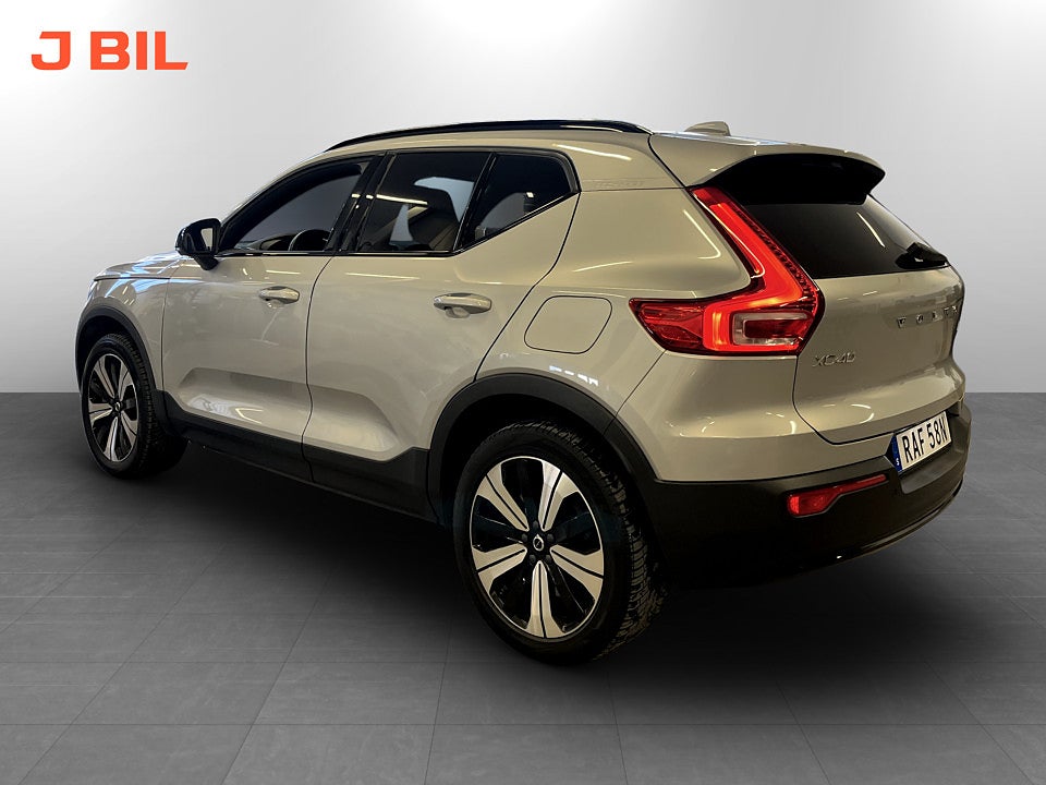 Bild på Volvo XC40 Core Recharge Single Motor 230hk Aut B-KAMERA CARPLAY