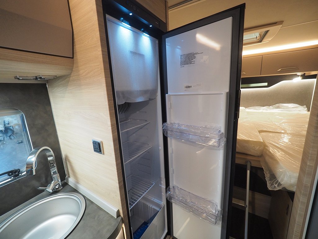 Knaus Van Ti Plus 650 MEG Platinum 4X4 I ALDE I AUT I 177hk 2023