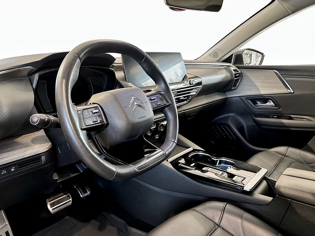 Bild på Citroën C5 X Shine Exclusive 1.6 PT 180hk Aut - PANO,360-KAMERA,DRAG