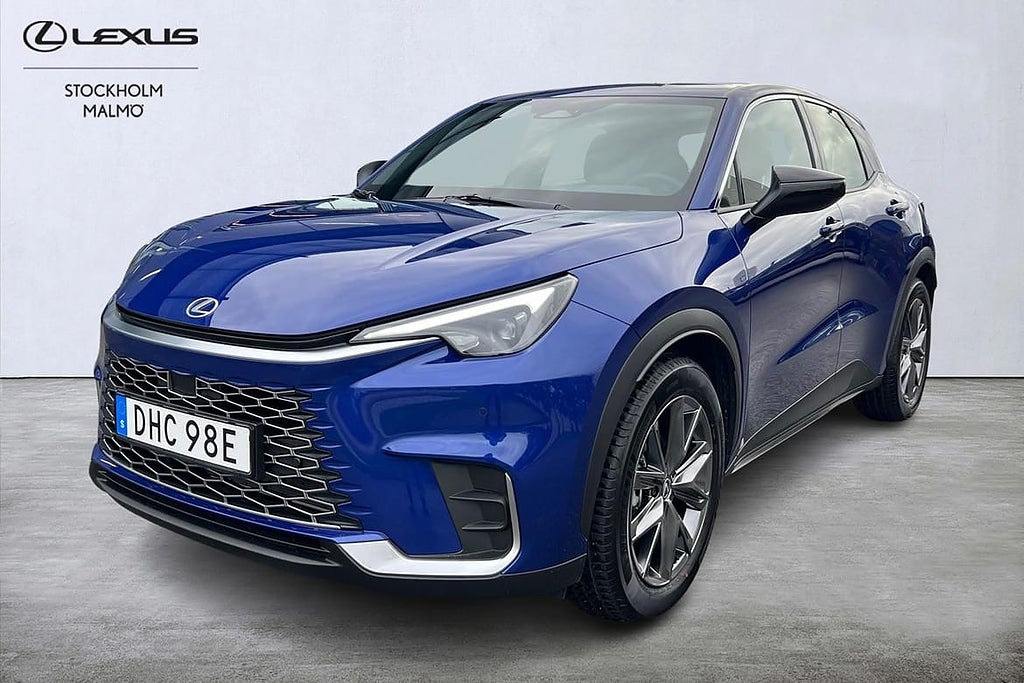 Lexus LBX Relax Tech Navigation Elstol Adaptiv farthållare