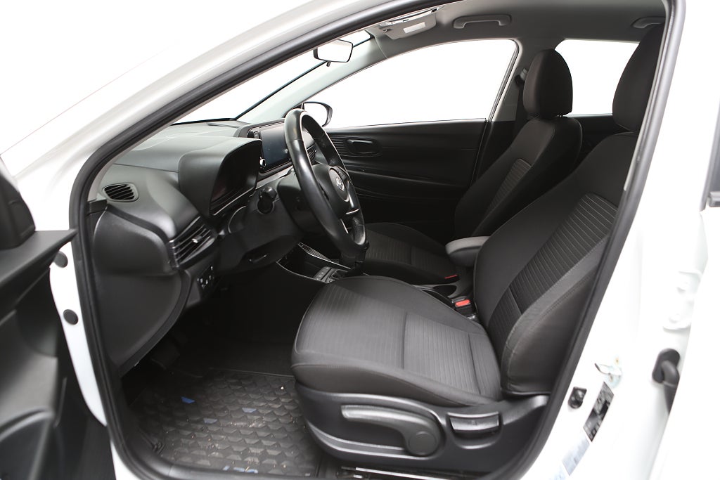 Hyundai i20 1,0 T-GDI 100hk Essential Aut Kamera Motorv