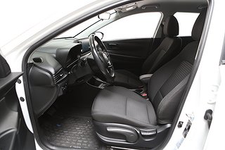 Halvkombi Hyundai i20 8 av 21