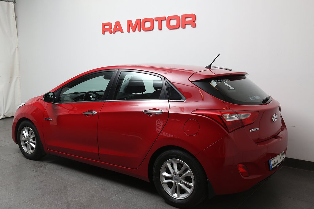 Hyundai i30 1,6 CRDi Premium 5D Elstol Kamera Keyless Drag 2014