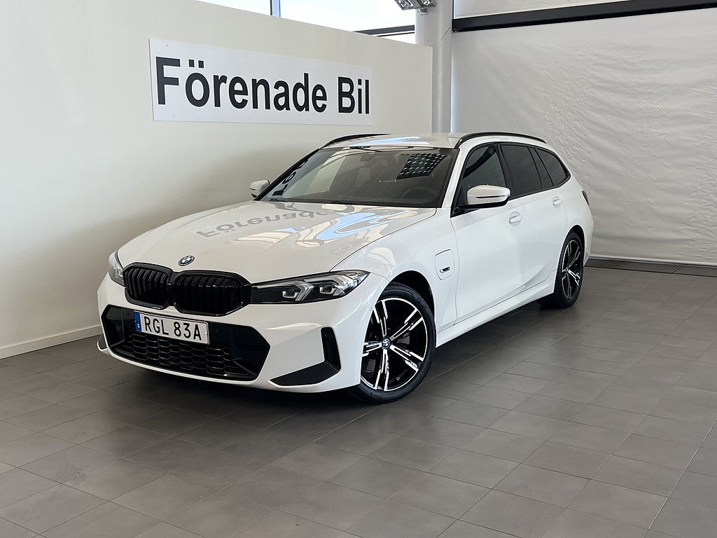 BMW 330e xDrive Touring M Sport Drag HiFi Rattvärme Sportstolar