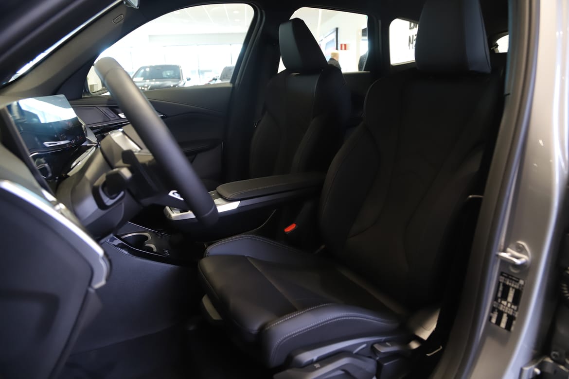 BMW X1 18i M Sport 2026, bild 7/10
