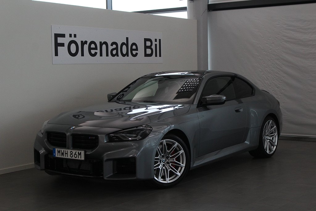 BMW M2 Coupé Innovationspaket H/K M Kolfiberskalstolar