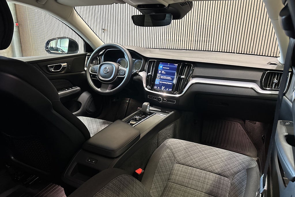 Volvo V60 B4 Geartronic Momentum Advanced Navi Pro Edition