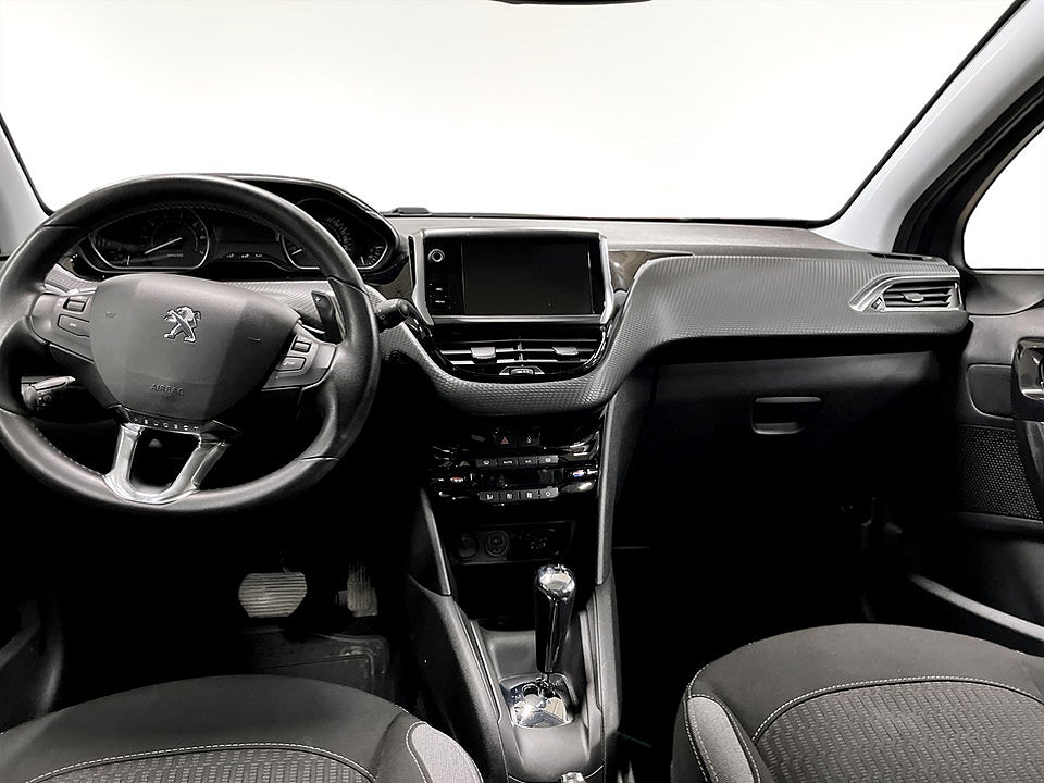 Bild på Peugeot 208 Style 1.2 PT 82hk Aut - PANO, P-SENSORER