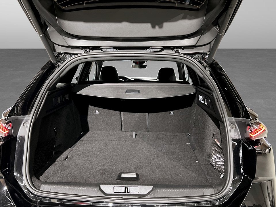 Bild på Peugeot 308 SW GT 1.2 PT 130h Aut - B-KAMERA,NAV,CARPLAY