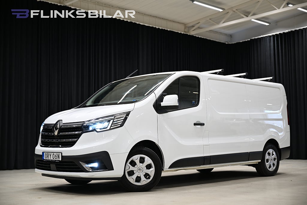 Renault trafic 150HK L2 Automat|Inredd|LED|Drag|Värmare|Lågmil|Leasbar