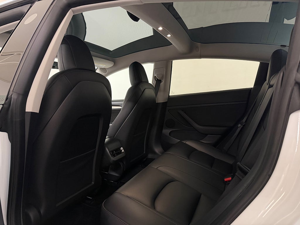 Tesla Model 3 2022 - miniatyr 12