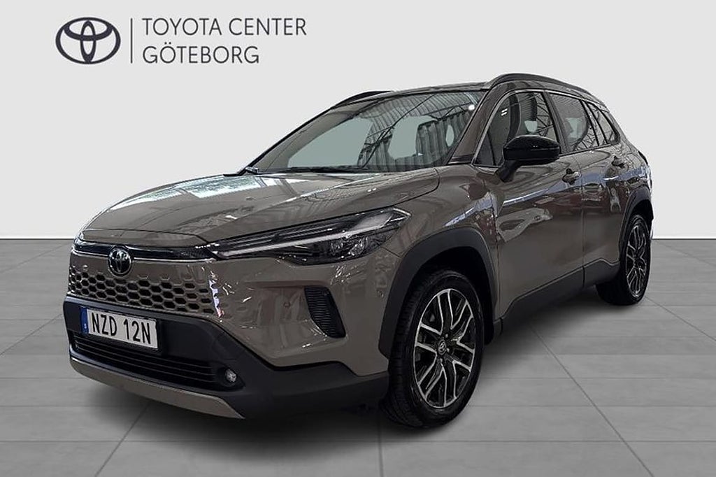 Toyota Corolla Cross COROLLA CROSS 2,0 HYBRID AWD-I EXECU...