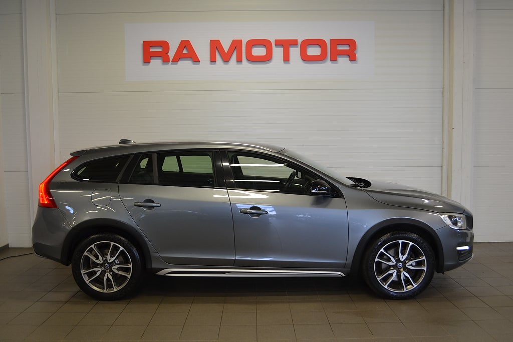 Volvo V60 Cross Country D4 AWD Geartronic Bus Adv Summum Drag Kamera N 2017