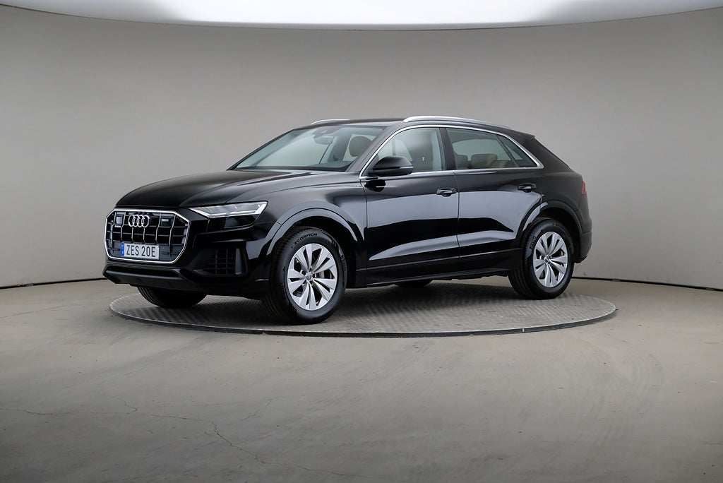 Audi Q8 45 TDI quattro Alpinpaket Adaptiv Luftfjädring Drag