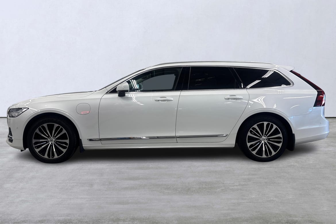 Volvo V90 T6 Core Edition II 2025, photo 2/10