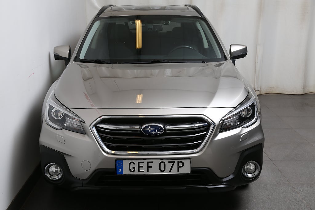 Subaru Outback 2,5i 175hk Summit AWD Taklucka H/K Skinn Drag 2019