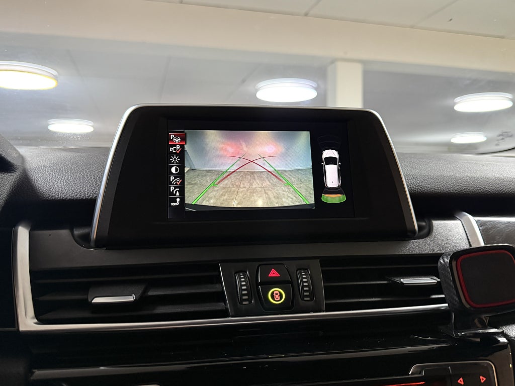 BMW 218 d GRAND TOURER 7-SITS LUXURY LINE DRAG B-KAM HELSKINN