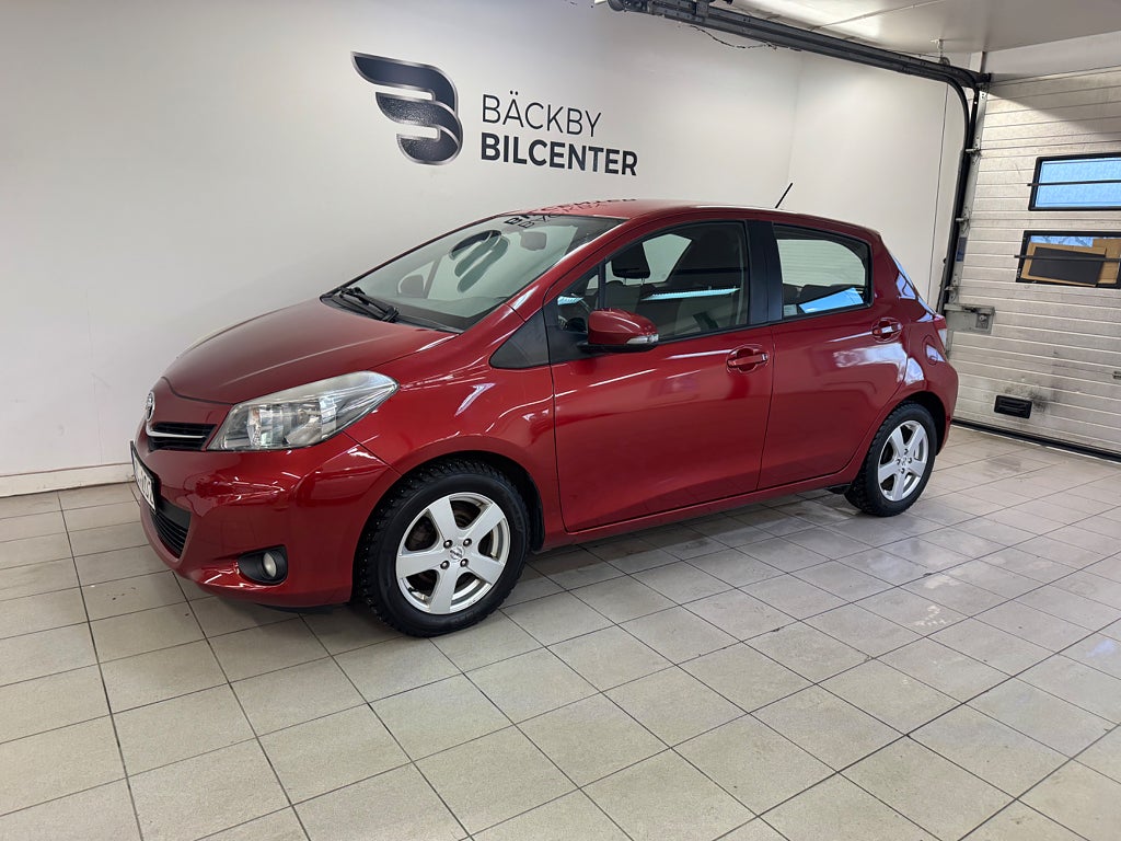 Toyota Yaris 5-dörrar 1.33 Dual VVT-i Multidrive S Style/Backkamera