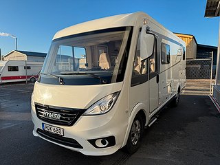 Husbil-integrerad Hymer Exsis I588 150HK AUT 19 av 21