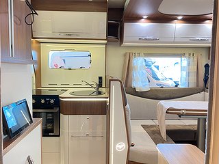 Husbil-halvintegrerad Pilote P 716 8 av 29