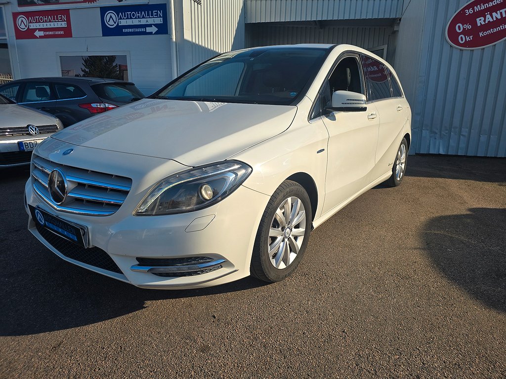 Mercedes-Benz B 200 CDI BlueEFFICIENCY 7G-DCT 1 Års Garanti 0% RÄNTA 36MÅN