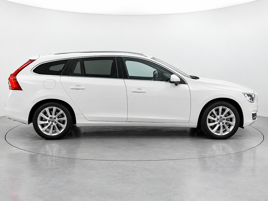 Volvo V60 V60 I D3 | Summum Business Edt | Drag | Läder 2016