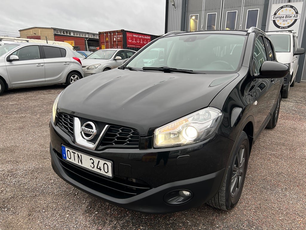 Nissan Qashqai 1.6 dCi BACKKAMERA GPS GLASTAK NY BESIKTIGAD 131HK