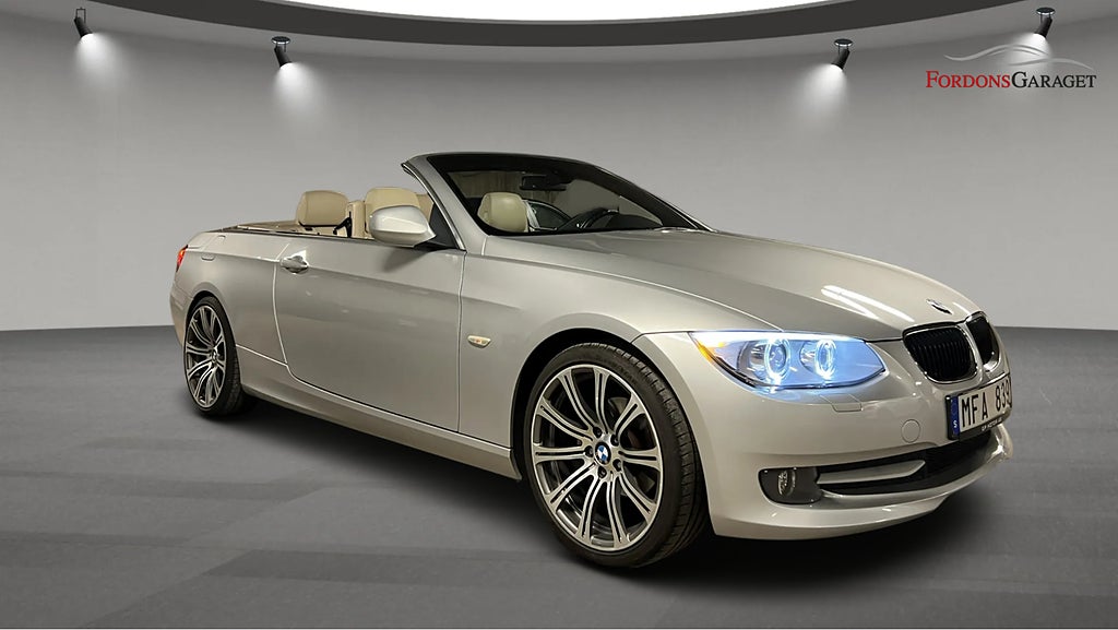 BMW 320I CONVERTIBLE COMFORT SVENSK LÅGMIL 170HK 