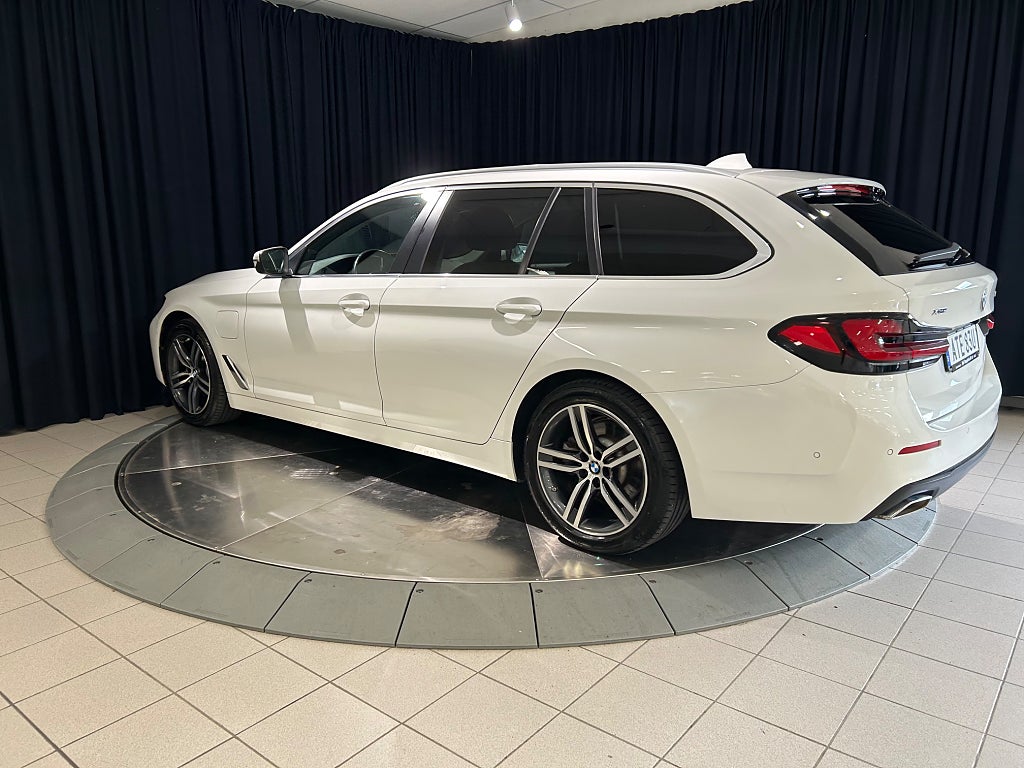 BMW 530e 2021 - miniatyr 6