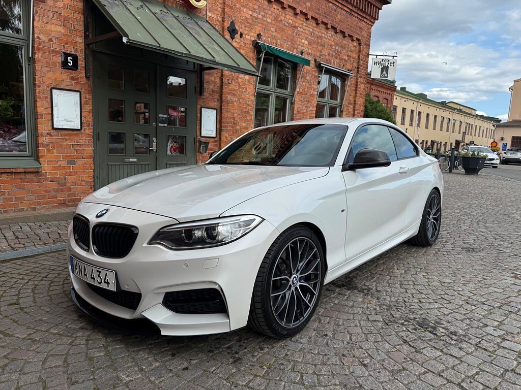 BMW M235I Coupé / M-Performance / Nyservad / Se-Spec