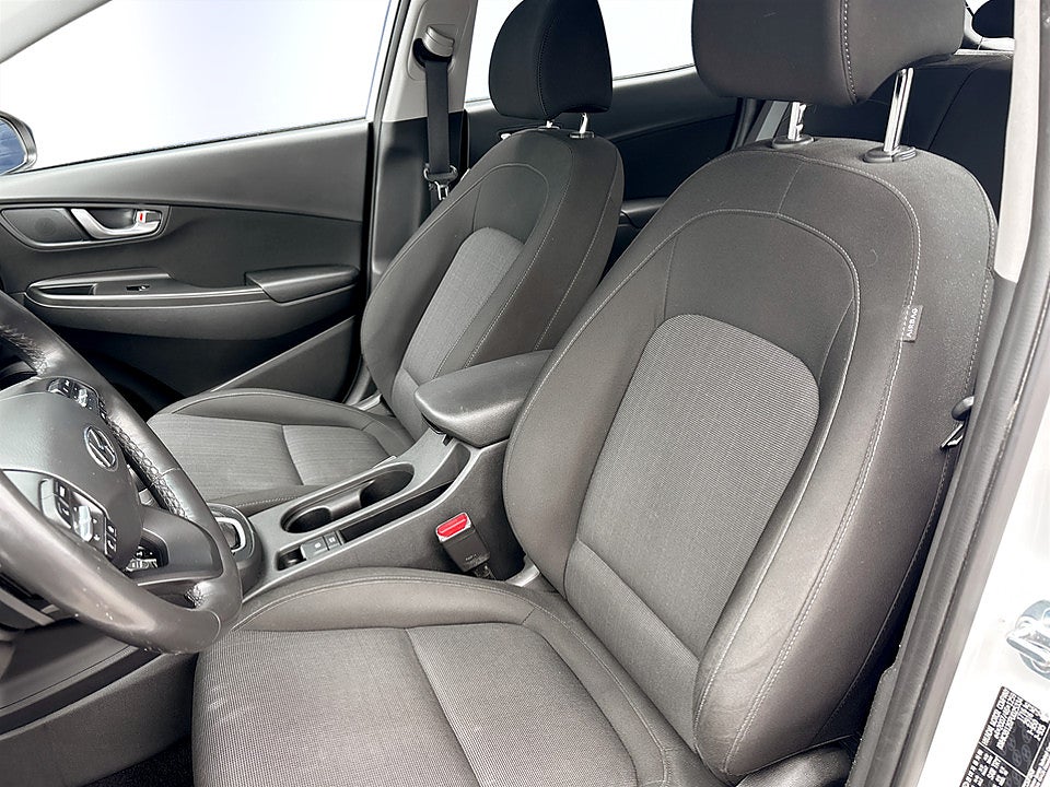 Bild på Hyundai Kona Essential 1.0 T-GDI 120hk Aut B-KAMERA CARPLAY