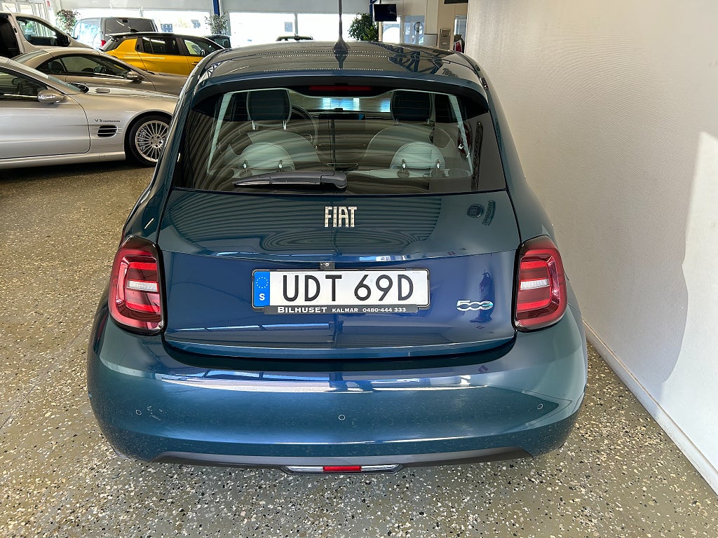 Fiat 500e 2021 - miniatyr 5
