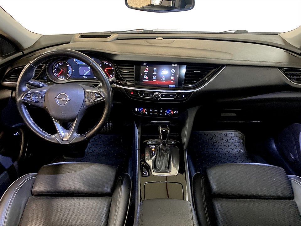Bild på Opel Insignia Country Tourer Business 2.0 Turbo 260hk Aut 4WD BOSE