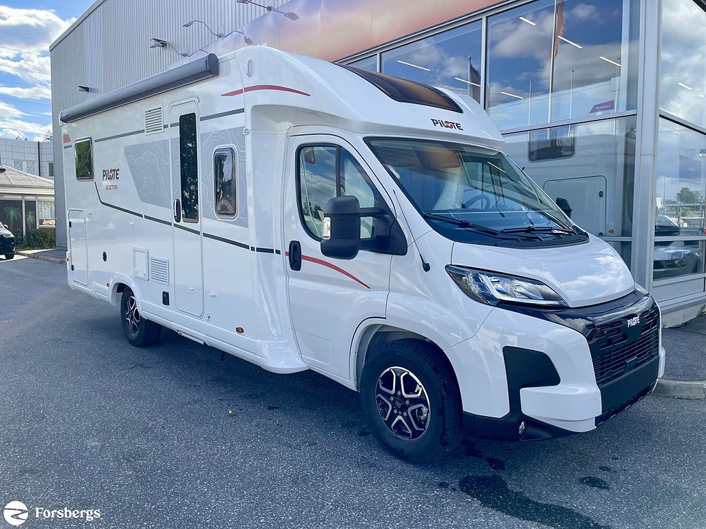 Pilote P720 FGJ SELECTION - Taksäng / 200W Solcell / Dieselpanna med el