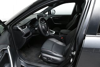 SUV Toyota RAV4 9 av 26