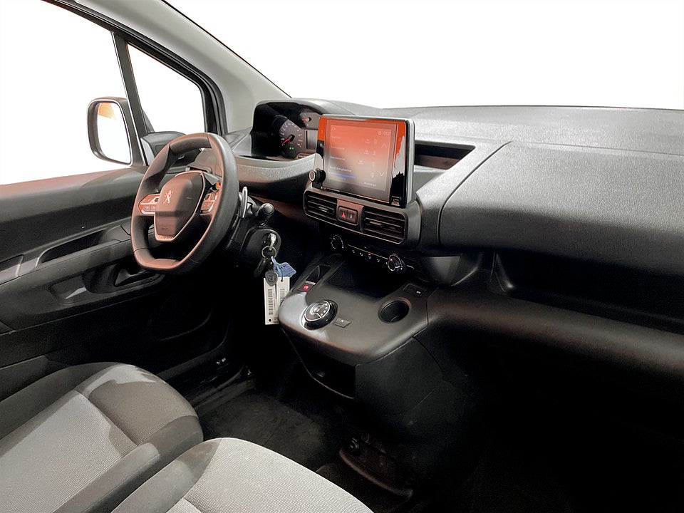 Bild på Peugeot Partner PRO 1.5 BHDi  130hk Aut L1 DRAG VÄRMARE