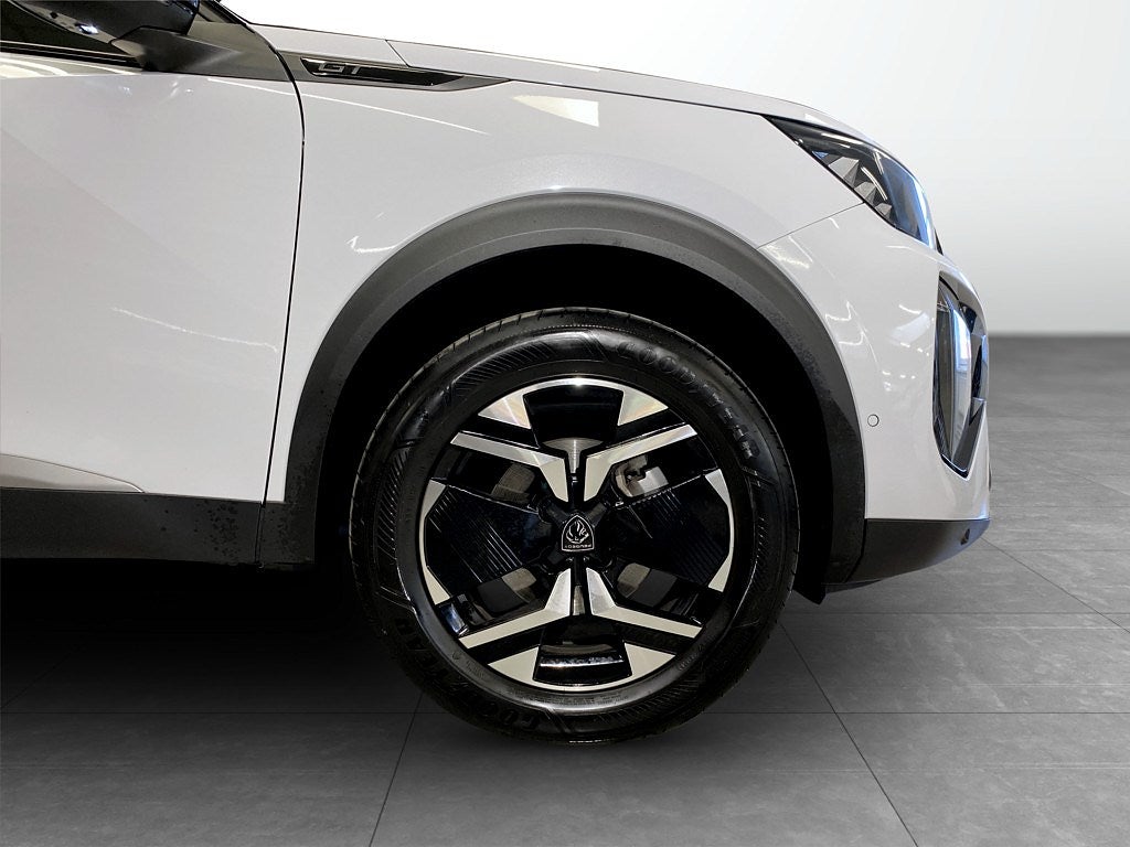 Bild på Peugeot 2008 GT 1.2 PT 130hk Aut - 360-KAMERA, CARPLAY, NAVI