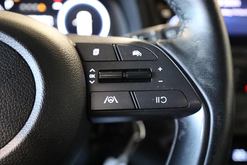 Hyundai Bayon 1.0 T-GDI DCT Essential Kamera CarPlay Leasbar