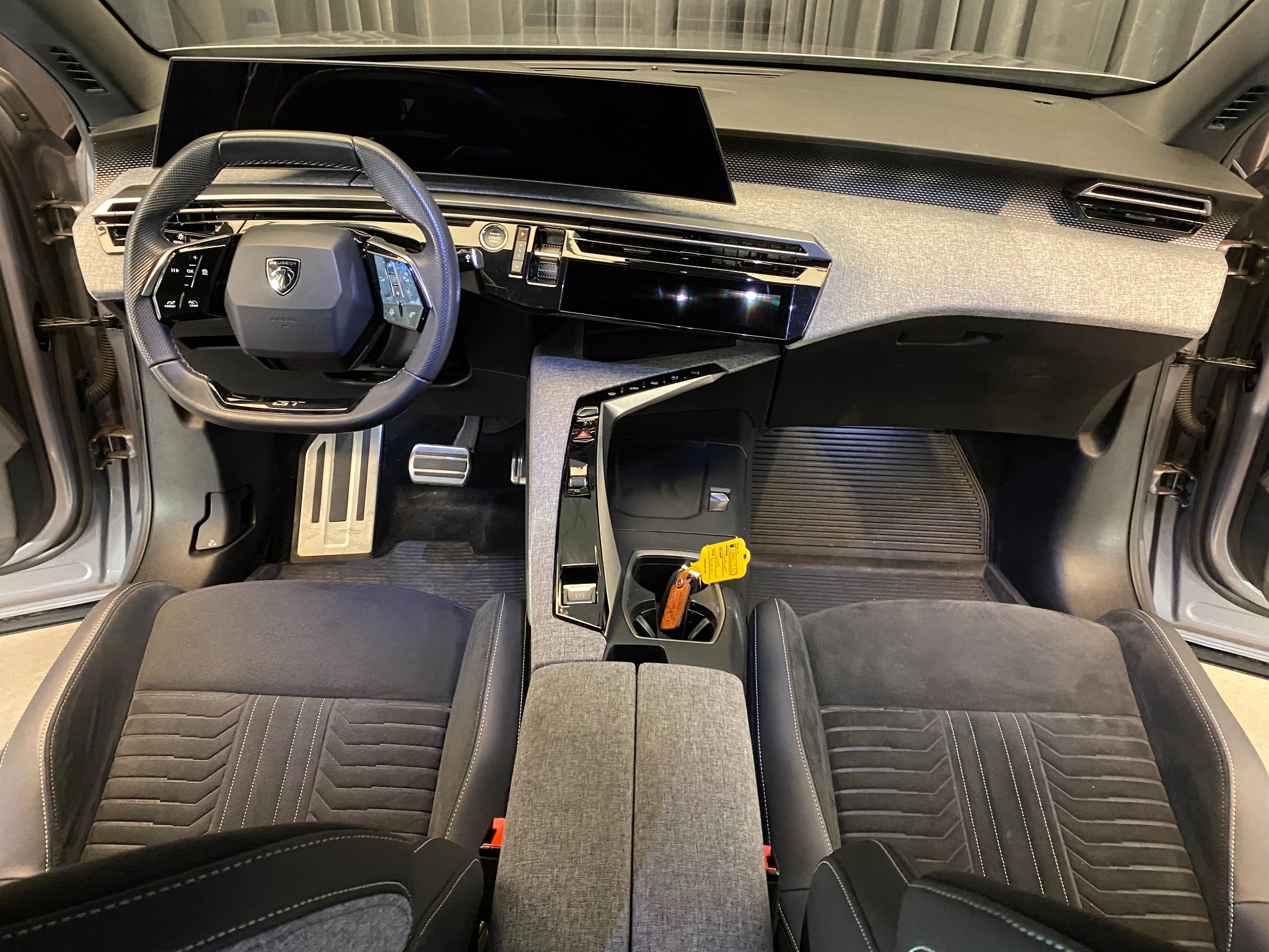Peugeot 3008 GT HYBRID 136 AUT 2024, bild 6/107