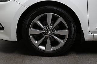 Halvkombi Hyundai i20 7 av 24