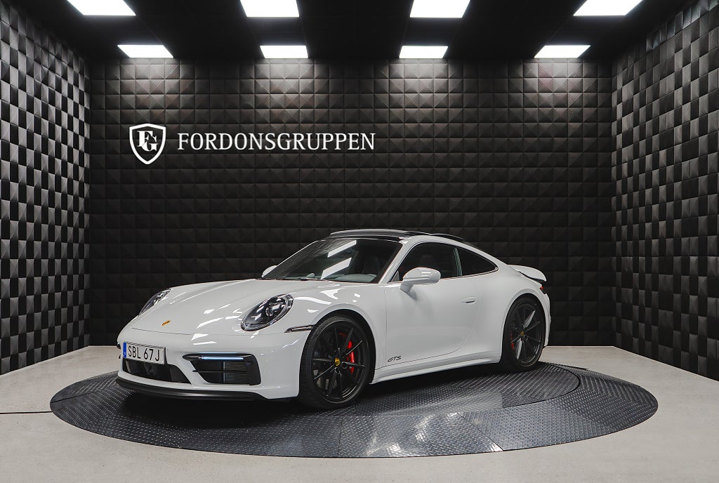 Porsche 911 992 Carrera 4 GTS PDK / 480HK / Svensksåld / SE SPEC