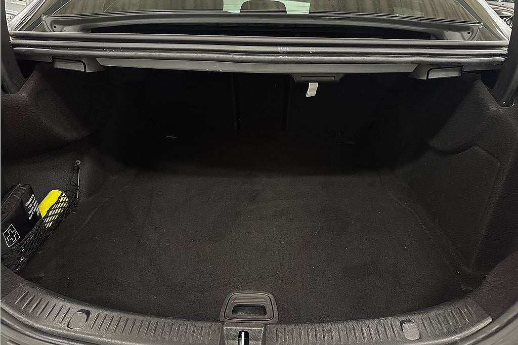 Mercedes-Benz E 300 D AMG Night, Pano, FR. 2,95%, Värmare