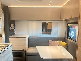 Husvagn, 1-axl Adria 432 PX 9 av 21
