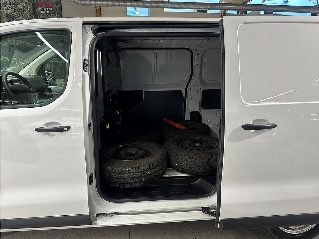 Bild på Peugeot Expert PRO L3 2.0 BHDi 145hk Aut - SKJUTDÖRR X2,DRAG, B-KAMERA