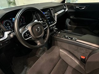 Volvo V60 D3 Momentum Dvärm Rattvärme Elbaklucka Psens SoV