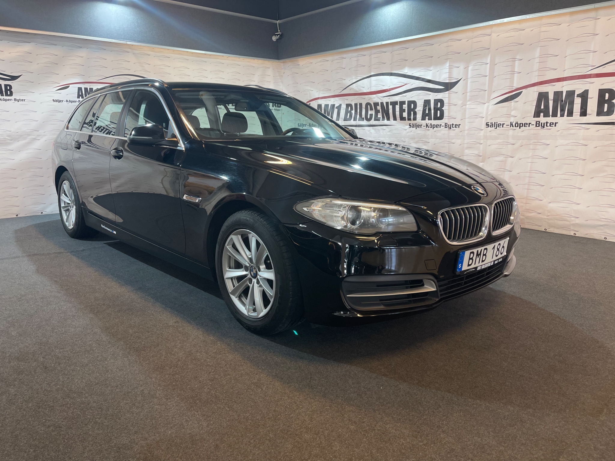 BMW 520 2014, bild 2/55