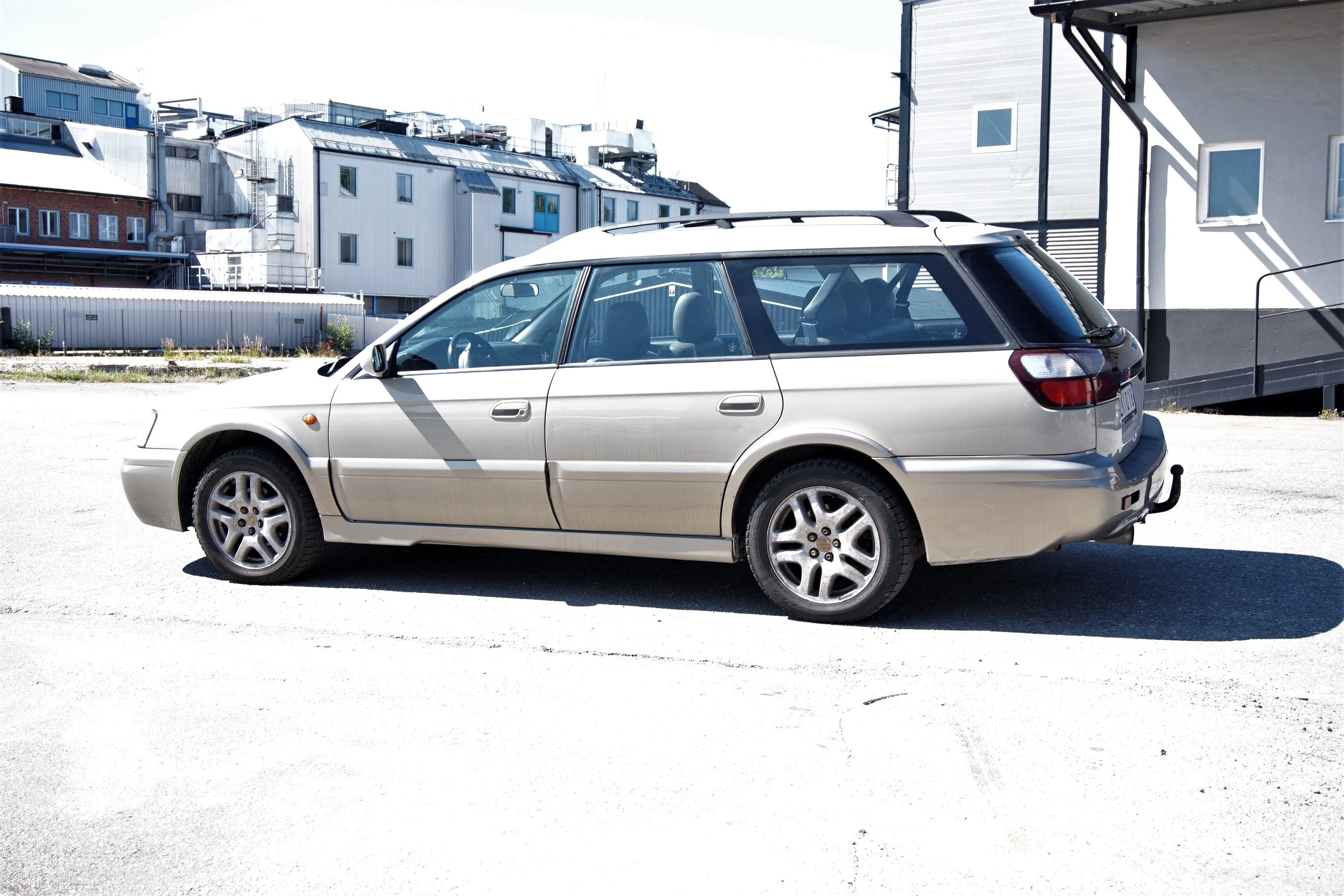 Subaru Legacy Wagon 2.5 1999, photo 3/37
