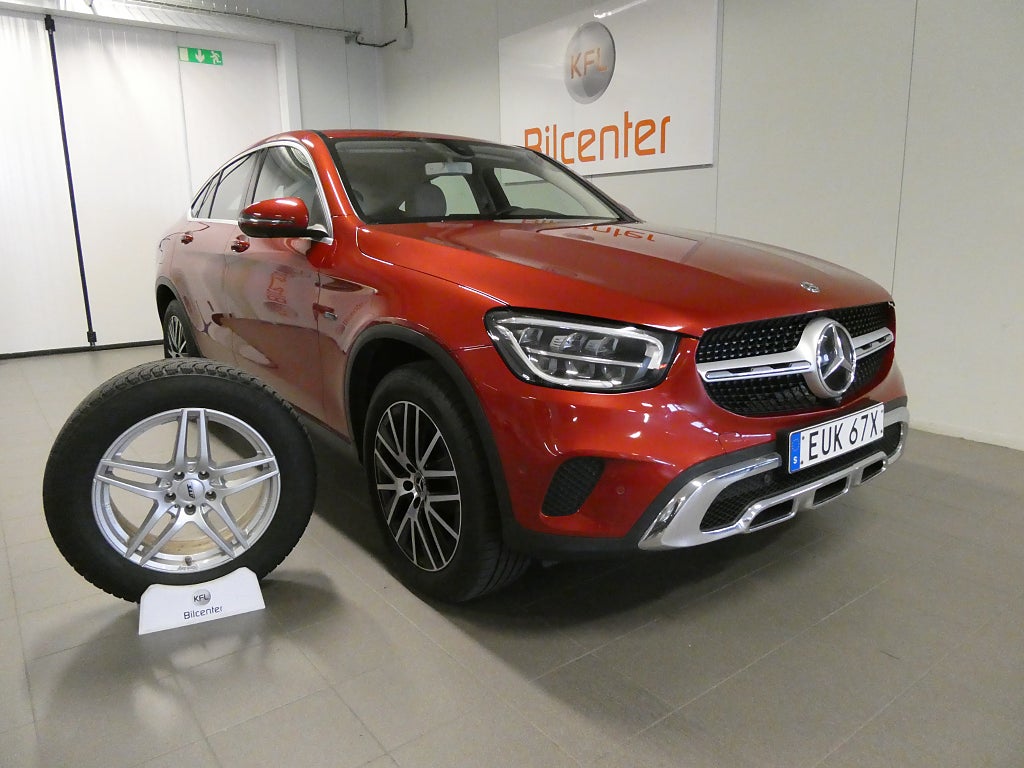 Mercedes-Benz GLC 300 e Coupé 4M EXCLUSIVE V-Däck ingår 360° Burmester